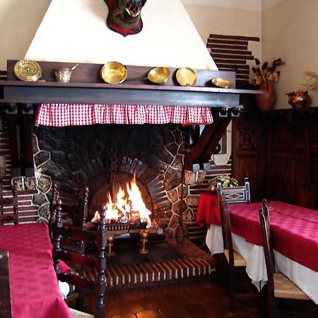 Hostal Ayestaran II เลคุนเบร์รี ภายนอก รูปภาพ