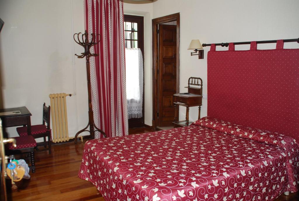Hostal Ayestaran II เลคุนเบร์รี ห้อง รูปภาพ