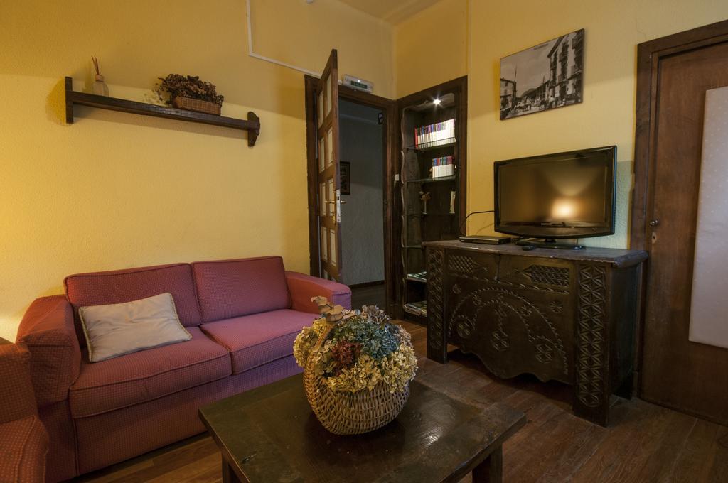 Hostal Ayestaran II เลคุนเบร์รี ภายนอก รูปภาพ