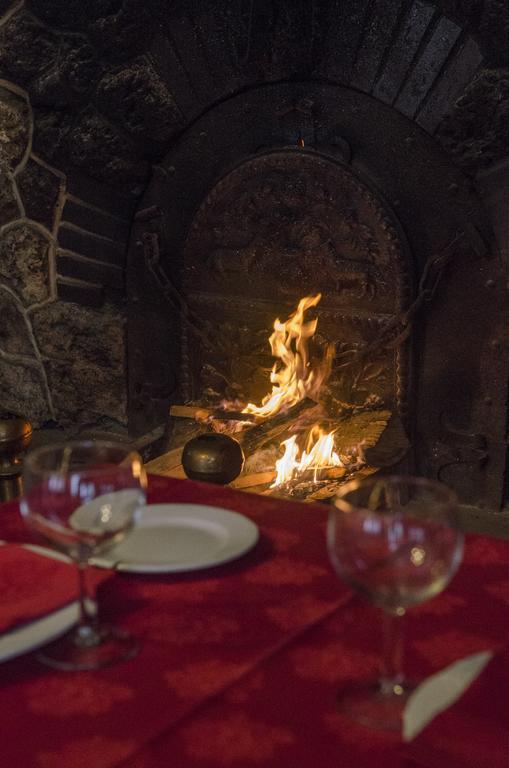 Hostal Ayestaran II เลคุนเบร์รี ภายนอก รูปภาพ