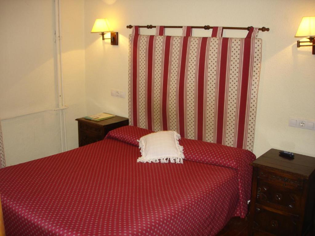Hostal Ayestaran II เลคุนเบร์รี ห้อง รูปภาพ